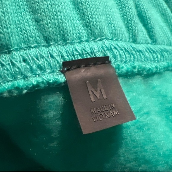 ESSENTIALS Fear of God Essentials Polar Fleece Shorts | Mint Leaf | NEW/NWOT🔥 - Picture 10 of 16